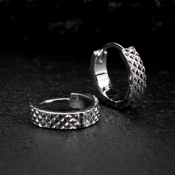 Solid White Gold Plated Sterling Silver Small Men's Diamond Cut Hoop Earrings - Picture 2 of 4